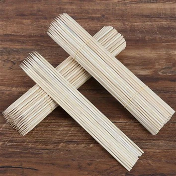 Brochette jetable en bambou